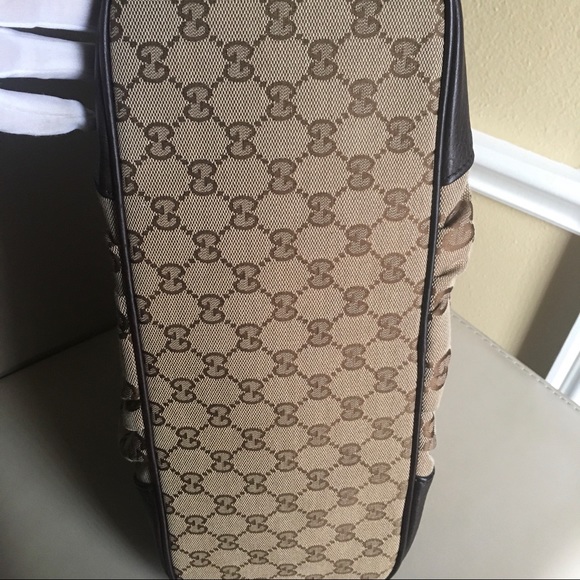 Gucci Shoulder Bag - Picture 4 of 12